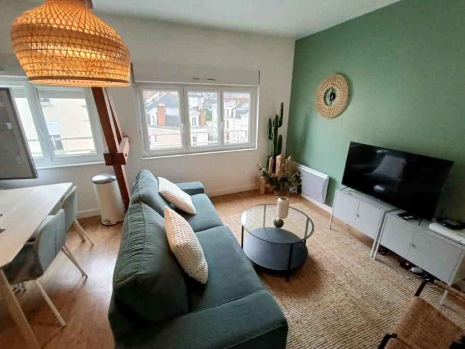 Le Cactus - Gare Apartman Angers Kültér fotó